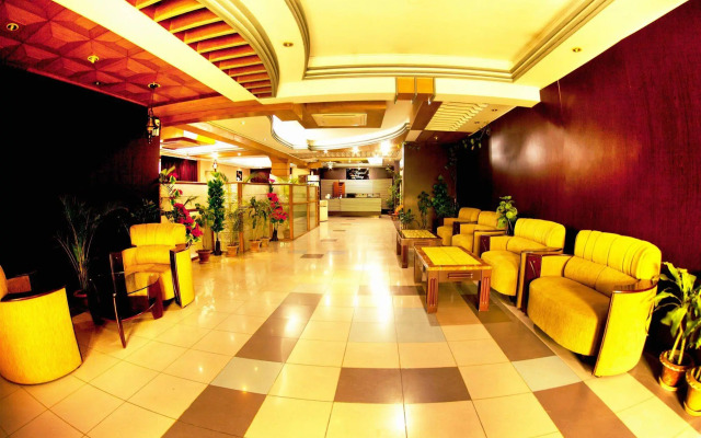 Hotel Tropical Daisy