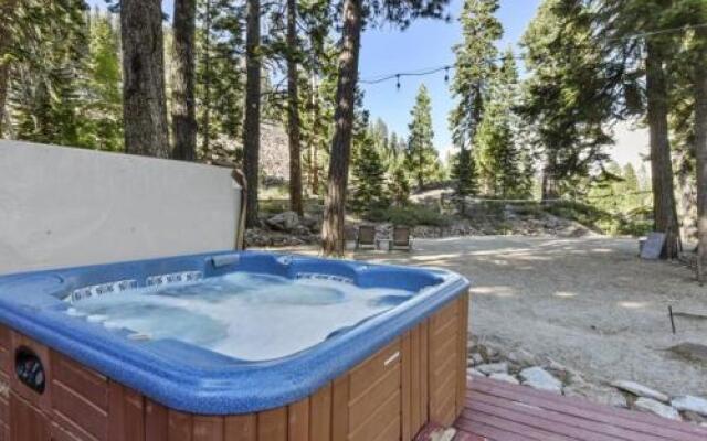 Pfeiffer Dog Friendly Cabin