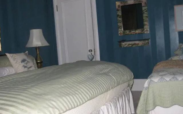 Richmond Manor Bed & Breakfast