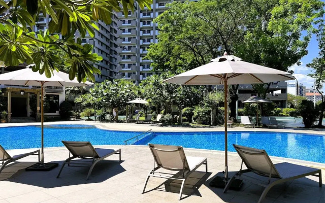 Rosewood Pointe Luxury Residences