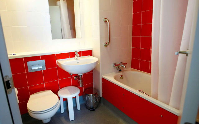Travelodge Madrid Metropolitano