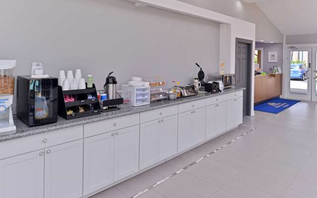 Americas Best Value Inn Angleton