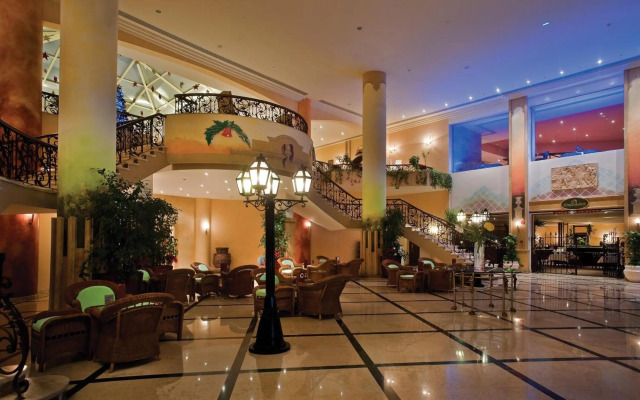 Amwaj Oyoun Resort & Casino
