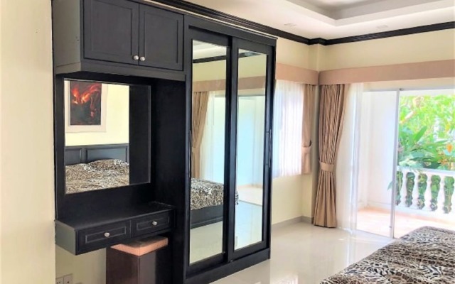 Large Ground Floor Studio at Baan Suan Lalana