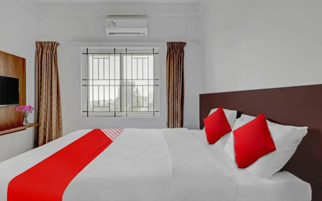 Oyo Flagship 805935 Whitefield Suites
