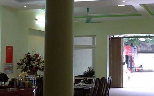 Avi Transit Hotel
