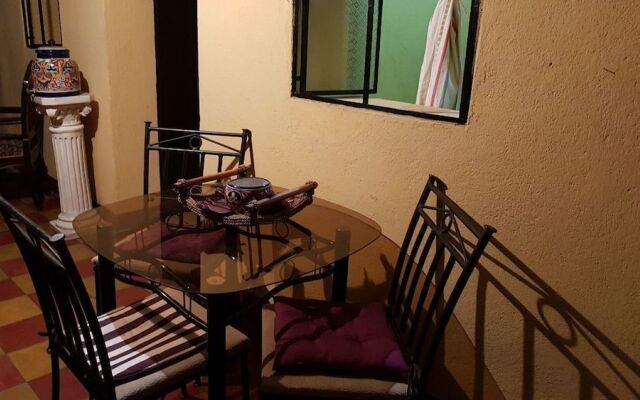 El Hotelito Antigua Center -Hostel