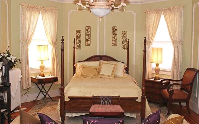 Port City Guest House