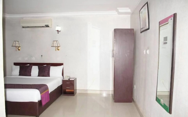 Bestway Luxury Suites