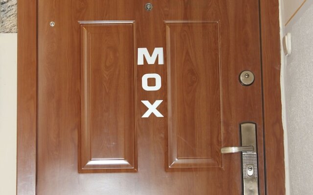 Mox Downtown Apartman