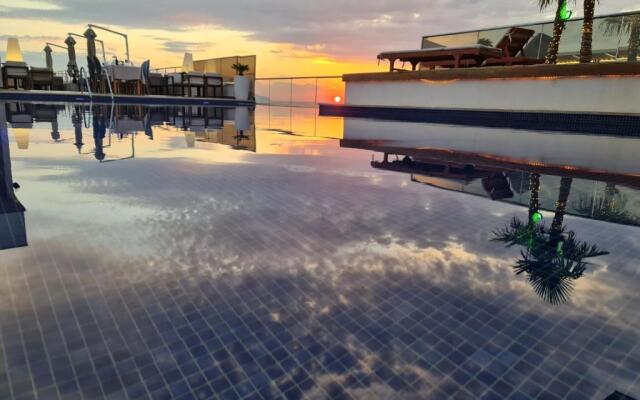 Regina City Hotel