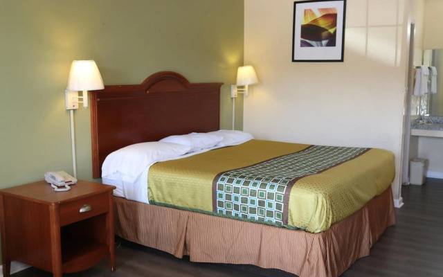 Woodstream Inn