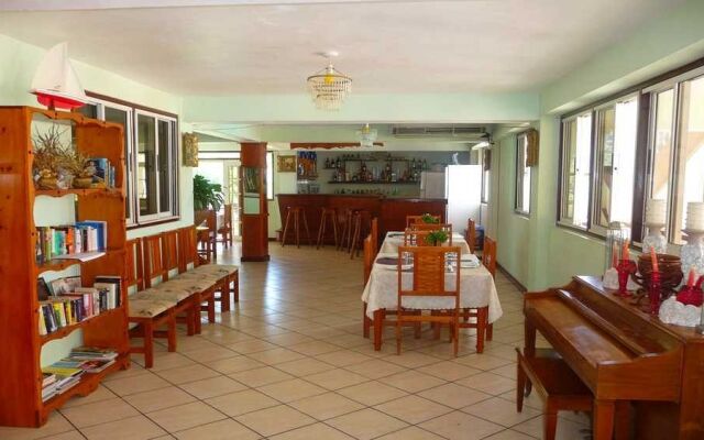 Carriacou Grand View Hotel