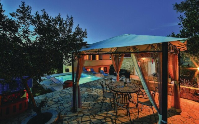 Beautiful Home in Trogir With Wifi and 3 Bedrooms