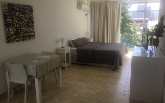 Tacha Studio 12 Apartment