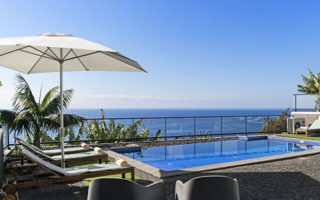 Grayci s House by Our Madeira