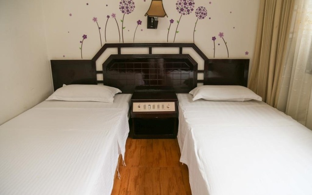 Yangshuo Qiqi Guesthouse – Guest Rooms – Guilin