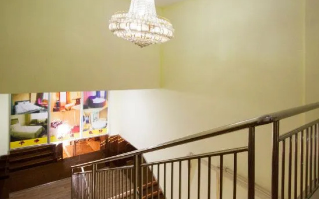 Zhuzhou Tiantianshang Art Hotel (Hunan University of Technology)