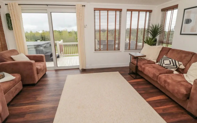 Woodland View Lodge