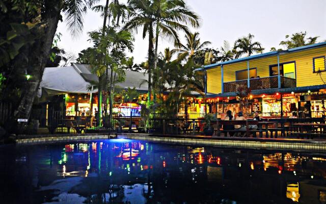 Calypso Backpackers