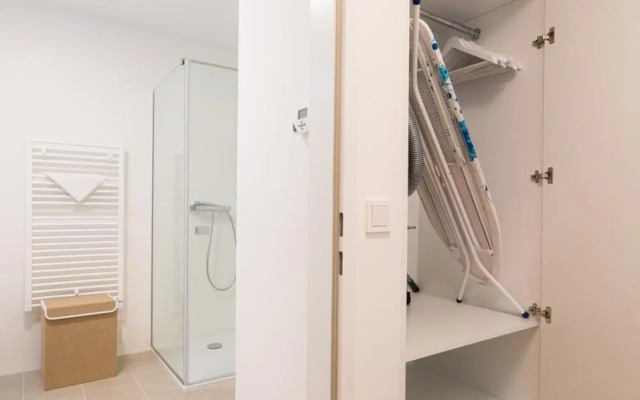 Vienna Residence, Marina Tower - Danube