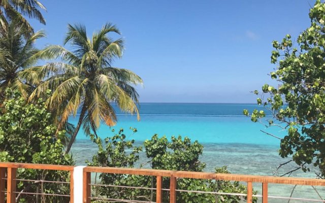 Athiri Beach Maldives