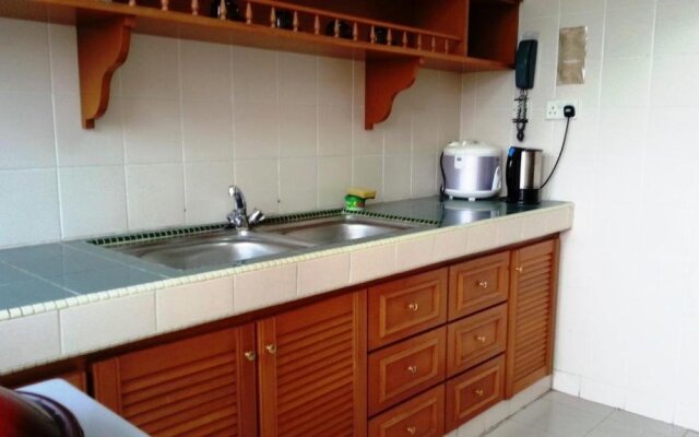 Jinhold Hotel & Serviced Apartment