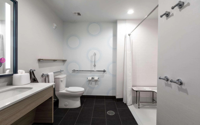 Tru by Hilton Seneca Clemson