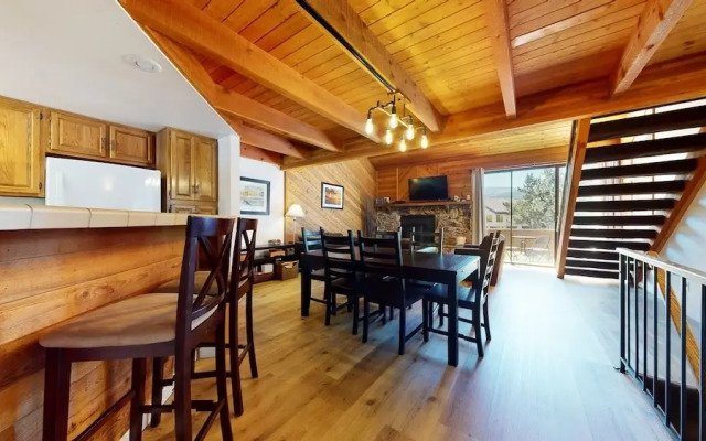 Snowflower 20 Pet-Friendly, Spacious Corner Unit With Great Complex Amenities by RedAwning