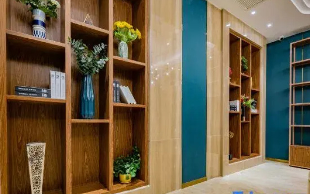 Yitel Collection (Wuwei Wanda Plaza)