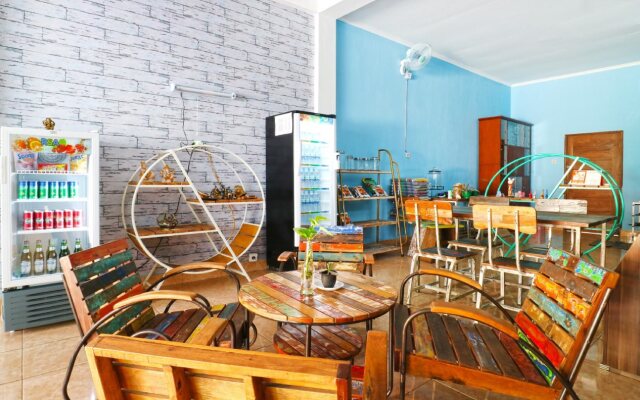 Balini 9 Hostel