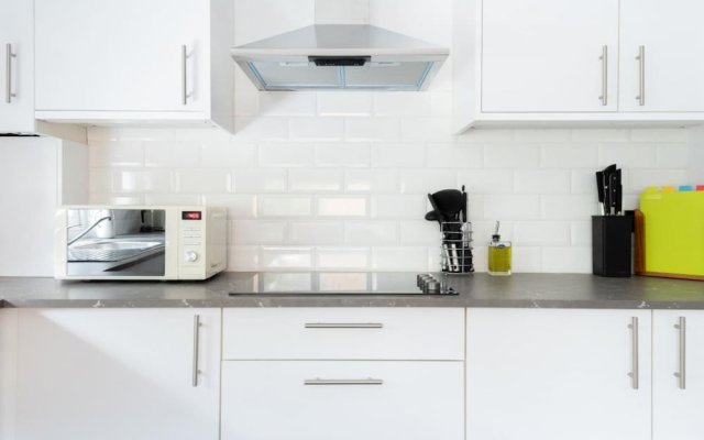 The Kentish Town Escape - Modern 3bdr With Rooftop Terrace