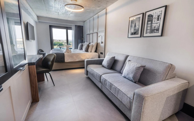 The Londoner Hotel Sliema