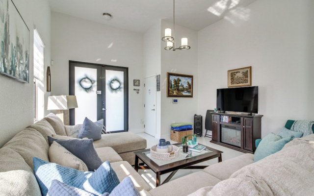 Easy Park & University Access! Family Miami Escape