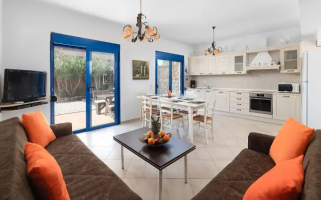 Maripaul Family Villa
