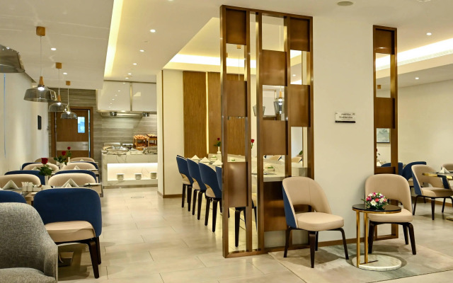 Comfort Hotel Jeddah King Road