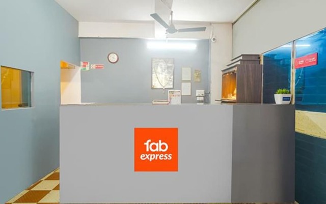 Fabexpress Shraddha Inn