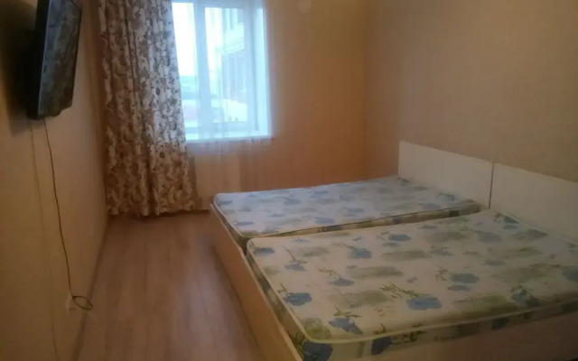 Apartment on Vokzalnaya 51A-7