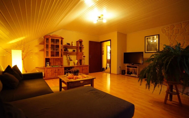 Ferienwohnung im Wald mit Kamin