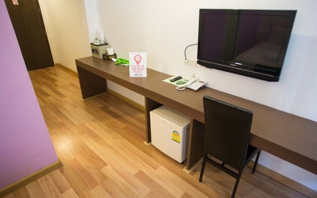 Nida Rooms Saladaeng 130 Silom Walk