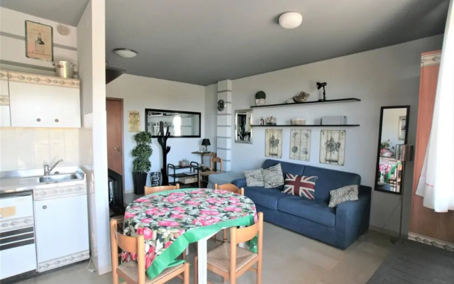 Cozy Studio Near the Beach