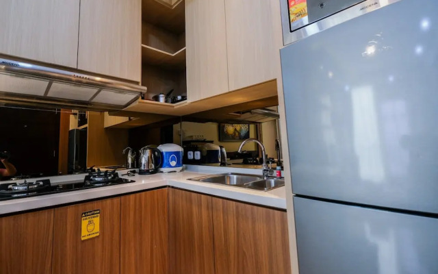 Elegant 2BR Gallery West Apartment