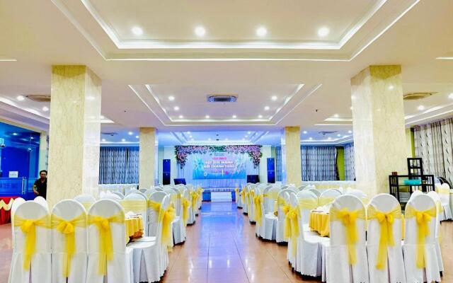 My Khe 2 Da Nang Seafront Hotel