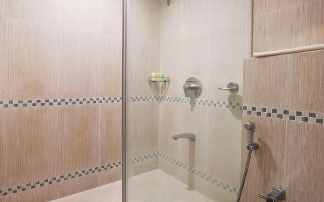 Grand Residency Hotel & Serviced Apartments