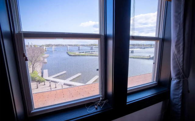 Nuks Executive Suites