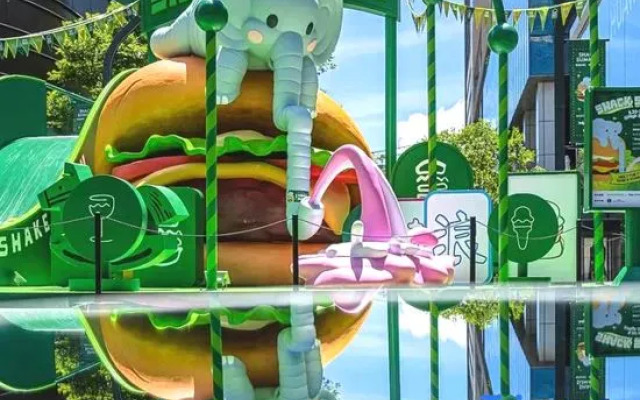 Yishang Hotel (Haiya Binfencheng Lingzhi Subway Station)