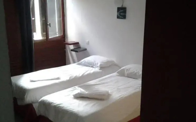 B&B Isola 2000