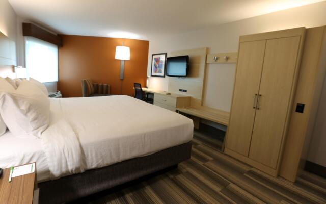 Holiday Inn Express Biloxi - Beach Blvd by IHG