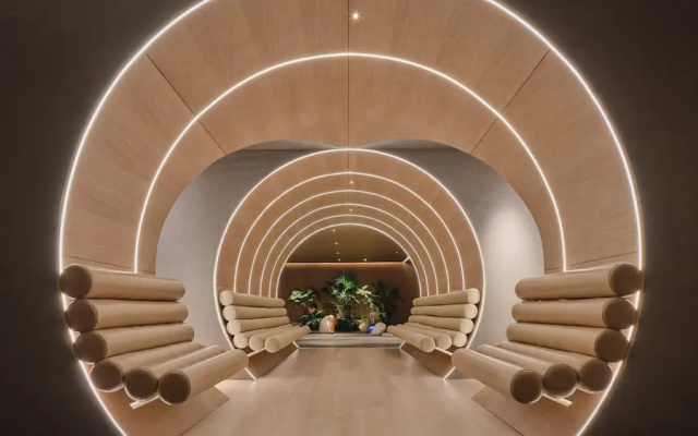Indigo Hangzhou Uptown by IHG