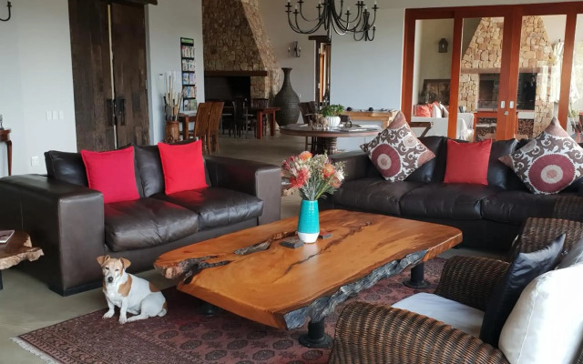 Tamodi Lodge and Stables